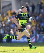 23 April 2017; Garry Ringrose of Leinster on his way to scoring his side's first try during the European Rugby Champions Cup Semi-Final match between ASM Clermont Auvergne and Leinster at Matmut Stadium de Gerland in Lyon, France. Photo by Ramsey Cardy/Sportsfile