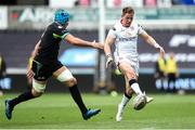 29 April 2017; Craig Gilroy of Ulster chips past Justin Tipuric of Ospreys during the Guinness PRO12 Round 21 match between Ospreys and Ulster at Liberty Stadium in Swansea, Wales. Photo by Ben Evans/Sportsfile