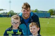 1 May 2017; Leinster's Jordi Murphy poses for a photograph with Colmán O'Flynn, age 9, left, and Ciarán O'Flynn, age 7, from Ranelagh in Dublin, during an open squad training session at the RDS Arena, Ballsbridge, Dublin. Photo by Piaras Ó Mídheach/Sportsfile