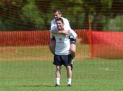 20 May 2002; Robbie Keane and Roy Keane during a Republic of Ireland squad training session at Ada Gym in Susupe, Saipan, Northern Mariana Islands. Photo by David Maher/Sportsfile