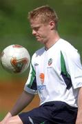 20 May 2002; Damien Duff during a Republic of Ireland squad training session at Ada Gym in Susupe, Saipan, Northern Mariana Islands. Photo by David Maher/Sportsfile