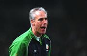 27 March 2002; Republic of Ireland manager Mick McCarthy during the International Friendly match between Republic of Ireland and Denmark at Lansdowne Road in Dublin. Photo by David Maher/Sportsfile