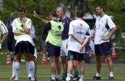 27 May 2002; Republic of Ireland manager Mick McCarthy talks to his players during a Republic of Ireland squad training session at Izumo Sports Park in Izumo, Japan. Photo by David Maher/Sportsfile