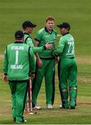 19 May 2017; Kevin O’Brien of Ireland, second from right, is congratulated by team mates after claiming the wicket of Tamim Iqbal of Bangladesh during the One Day International match between Ireland and Bangladesh at Malahide Cricket Club in Dublin. Photo by Sam Barnes/Sportsfile