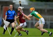 27 May 2017; Killian Doyle of Westmeath in action against Seán Gardiner of Offaly during the Leinster GAA Hurling Senior Championship Quarter-Final match between Westmeath and Offaly at TEG Cusack Park in Mullingar, Co Westmeath. Photo by Piaras Ó Mídheach/Sportsfile