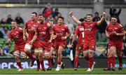 27 May 2017; Scarlets players celebrate at the final whistle of the Guinness PRO12 Final between Munster and Scarlets at the Aviva Stadium in Dublin. Photo by Ramsey Cardy/Sportsfile