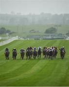 27 May 2017; A general view of the field during the Hanlon Concrete Handicap at Tattersalls Irish Guineas Festival at The Curragh, Co Kildare. Photo by Cody Glenn/Sportsfile