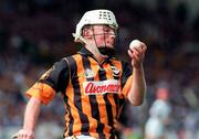 16 August 1998; Tom Hickey of Kilkenny during the Guinness All-Ireland Senior Hurling Championship Semi-Final match between Kilkenny and Waterford at Croke Park in Dublin. Photo by Damien Eagers/Sportsfile