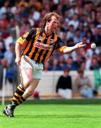 16 August 1998; Willie O'Connor of Kilkenny during the Guinness All-Ireland Senior Hurling Championship Semi-Final match between Kilkenny and Waterford at Croke Park in Dublin. Photo by Damien Eagers/Sportsfile