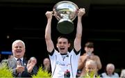 10 June 2017; Warwickshire captain Donncha Kennedy lifts the Lory Meagher Cup after the Lory Meagher Cup Final match between Leitrim and Warwickshire at Croke Park in Dublin. Photo by Piaras Ó Mídheach/Sportsfile