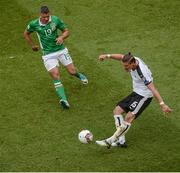 11 June 2017; Sebastian Prödl of Austria in action against Jonathan Walters of Republic of Ireland during the FIFA World Cup Qualifier Group D match between Republic of Ireland and Austria at Aviva Stadium, in Dublin.  Photo by Cody Glenn/Sportsfile