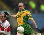 16 June 2002; Paul McGonigle of Donegal during the Bank of Ireland Ulster Senior Football Championship Semi-Final match between Donegal and Derry at St TiernachÕs Park in Clones, Monaghan. Photo by Damien Eagers/Sportsfile