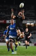 16 June 2017; Ardie Savea of New Zealand collects a pass on his way to scoring his side's eleventh try despite the attention of Piula Faasalele of Samoa during the International Test match between the New Zealand All Blacks and Samoa at Eden Park in Auckland, New Zealand. Photo by Stephen McCarthy/Sportsfile