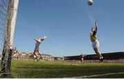 17 June 2017; Alan Mulhall of Offaly, left, and Seán Pender of Offaly look on as Denis Glennon of Westmeath's shot hits the crossbar during the Leinster GAA Football Senior Championship Quarter-Final Replay match between Westmeath and Offaly at TEG Cusack Park in Mullingar, Co Westmeath. Photo by Piaras Ó Mídheach/Sportsfile