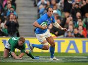 25 February 2012; Sergio Parisse, Italy, gets past the tackle of Keith Earls on his way to scoring his side's first try. RBS Six Nations Rugby Championship, Ireland v Italy, Aviva Stadium, Lansdowne Road, Dublin. Picture credit: Brendan Moran / SPORTSFILE