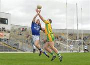 11 March 2012; Marc O Sé, Kerry, in action against Michael Murphy, Donegal. Allianz Football League Division 1, Round 4, Kerry v Donegal, Fitzgerald Stadium, Killarney, Co. Kerry. Picture credit: Diarmuid Greene / SPORTSFILE