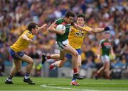 7 August 2017; Jason Doherty of Mayo in action against David Murray and Gary Patterson of Roscommon during the GAA Football All-Ireland Senior Championship Quarter-Final Replay match between Mayo v Roscommon at Croke Park, in Dublin. Photo by Ray McManus/Sportsfile