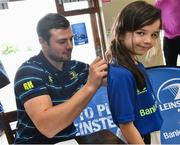 9 August 2017; Ellen O'Boyle has her jersey signed by Robbie Henshaw during the Bank of Ireland Leinster Rugby Summer Camp at Longford RFC in Lisbrack, Longford. Photo by David Maher/Sportsfile