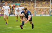 29 April 2012; Cian Healy, Leinster, scores his side's first and only try of the game. Heineken Cup Semi-Final, ASM Clermont Auvergne v Leinster, Stade Chaban Delmas, Bordeaux, France. Picture credit: Stephen McCarthy / SPORTSFILE