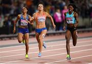 11 August 2017; Dafne Schippers of the Netherlands on her way to winning the final of the Women's 200m event during day eight of the 16th IAAF World Athletics Championships at the London Stadium in London, England. Photo by Stephen McCarthy/Sportsfile