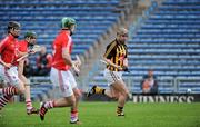 6 May 2012; Eoin Larkin, Kilkenny, shoots to score his side's first goal. Allianz Hurling League Division 1 Final, Kilkenny v Cork, Semple Stadium, Thurles, Co. Tipperary. Picture credit: Matt Browne / SPORTSFILE