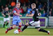 18 August 2017; Jack Bayly of Drogheda United in action against Conor Kenna of Bray Wanderers during the SSE Airtricity League Premier Division match between Bray Wanderers and Drogheda United at Carlisle Grounds, in Bray, Co. Wicklow. Photo by Piaras Ó Mídheach/Sportsfile