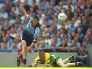 17 August 2002; Alan Brogan of Dublin in action against Noel McGinley of Donegal during the Bank of Ireland All-Ireland Senior Football Championship Quarter-Final Replay match between Dublin and Donegal at Croke Park in Dublin. Photo by Ray McManus/Sportsfile