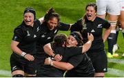 26 August 2017; New Zealand celebrate at the final whistle after the 2017 Women's Rugby World Cup Final match between England and New Zealand at Kingspan Stadium in Belfast. Photo by Oliver McVeigh/Sportsfile