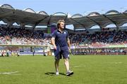 16 April 2011; Newly appointed Munster Rugby backs coach Simon Mannix seen here in his role as backs coach at Racing Metro 92. Picture credit: Fred Porcu / SPORTSFILE