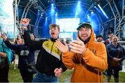2 September 2017; Podge Cronin, left, and Ruaidhi Gallagher, from Skibbereen, Co Cork, cheer on the dance-off at Electric Ireland's Throwback Stage at Electric Picnic, during some 90s nostalgia fun. Electric Ireland, the official energy partner of Electric Picnic, will screen some rad old school movies with family friendly activities and the best poptastic throwback tunes throughout the weekend. Check out festival highlights at facebook.com/ElectricIreland #ThrowbackStage. Photo by Cody Glenn/Sportsfile