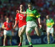 25 August 2002; Darragh O'Se of Kerry during the Bank of Ireland All-Ireland Senior Football Championship Semi-Final match between Kerry and Cork at Croke Park in Dublin. Photo by Damien Eagers/Sportsfile