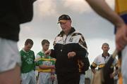 30 August 2002; Manager Brian Cody speaks to his team during a Kilkenny hurling press night prior to their All-Ireland Hurling Final against Clare. Photo by Pat Murphy/Sportsfile