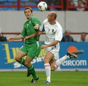 7 September 2002; Jason McAteer of Republic of Ireland in action against Victor Onopko of Russia during the UEFA European Championship 2004 Qualifier Group 10 match between Russia and Republic of Ireland at the Lokomotiv Moscow Stadium in Moscow, Russia. Photo by Brendan Moran/Sportsfile