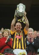 8 September 2002; Kilkenny captain Andy Comerford lifts the Liam MacCarthy cup following the Guinness All-Ireland Senior Hurling Championship Final match between Kilkenny and Clare at Croke Park in Dublin. Photo by Brendan Moran/Sportsfile