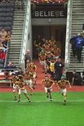 8 September 2002; The Kilkenny team take to the field prior to the Guinness All-Ireland Senior Hurling Championship Final match between Kilkenny and Clare at Croke Park in Dublin. Photo by Brian Lawless/Sportsfile