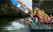 9 September 2017; A general view of the start of the Jones Engineering 98th Dublin City Liffey Swim organised by Leinster Open Sea and supported by Jones Engineering, Dublin City Council and Swim Ireland. Photo by Sam Barnes/Sportsfile