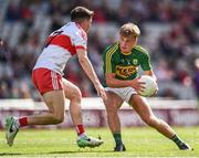 17 September 2017; Fiachra Clifford of Kerry in action against Conleth McShane of Derry during the Electric Ireland GAA Football All-Ireland Minor Championship Final match between Kerry and Derry at Croke Park in Dublin. Photo by Seb Daly/Sportsfile