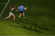 24 September 2017; Sinéad Aherne of Dublin in action against Sarah Tierney of Mayo during the TG4 Ladies Football All-Ireland Senior Championship Final match between Dublin and Mayo at Croke Park in Dublin. Photo by Stephen McCarthy/Sportsfile