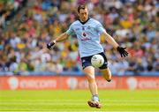 22 July 2012; Denis Bastick, Dublin, in action against Donal Keoghan, Meath. Leinster GAA Football Senior Championship Final, Dublin v Meath, Croke Park, Dublin. Picture credit: Brian Lawless / SPORTSFILE