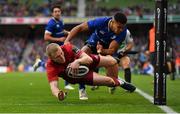 7 October 2017; Keith Earls of Munster scores his second and his side's third try during the Guinness PRO14 Round 6 match between Leinster and Munster at the Aviva Stadium in Dublin. Photo by Brendan Moran/Sportsfile