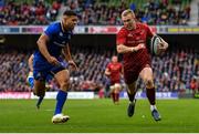 7 October 2017; Keith Earls of Munster in action against Adam Byrne of Leinster during the Guinness PRO14 Round 6 match between Leinster and Munster at the Aviva Stadium in Dublin. Photo by Brendan Moran/Sportsfile