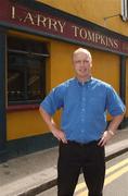22 August 2002; Larry Tompkins, Cork football manager, pictured outside his pub in Cork City Centre. Picture credit; Damien Eagers / SPORTSFILE *EDI*