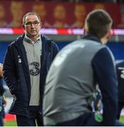8 October 2017; Republic of Ireland manager Martin O'Neill and Seamus Coleman react to the Scotland v Slovenia qualifer scoreline during squad training at Cardiff City Stadium in Cardiff, Wales. Photo by Stephen McCarthy/Sportsfile