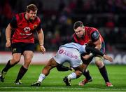 21 October 2017; Dave Kilcoyne of Munster is tackled by Anthony Tuitavake of Racing 92 during the European Rugby Champions Cup Pool 4 Round 2 match between Munster and Racing 92 at Thomond Park in Limerick. Photo by Brendan Moran/Sportsfile