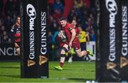 3 November 2017; Sam Arnold of Munster on his way to scoring his side's fifth try during the Guinness PRO14 Round 8 match between Munster and Dragons at Irish Independent Park in Cork. Photo by Eóin Noonan/Sportsfile