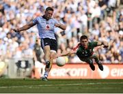 2 September 2012; Paul Flynn, Dublin, in action against Lee Keegan, Mayo. GAA Football All-Ireland Senior Championship Semi-Final, Dublin v Mayo, Croke Park, Dublin. Picture credit: David Maher / SPORTSFILE