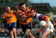 10 October 1998; Conor O'Dwyer of Kilmacud Crokes in action against Dessie Farrell of Na Fianna during the Dublin Senior Club Football Championship Final match between Kilmacud Crokes and Na Fianna at Parnell Park in Dublin. Photo by David Maher/Sportsfile