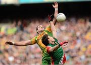 23 September 2012; Michael Murphy, Donegal, in action against Ger Cafferkey, Mayo. GAA Football All-Ireland Senior Championship Final, Donegal v Mayo, Croke Park, Dublin. Picture credit: David Maher / SPORTSFILE