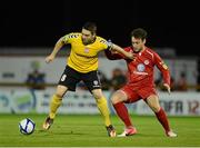 29 September 2012; Kevin Deery, Derry City, in action against Mark Quigley, Sligo Rovers. Airtricity League Premier Division, Sligo Rovers v Derry City, Showgrounds, Sligo. Picture credit: Oliver McVeigh / SPORTSFILE