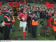 18 January 2003; Anthony Foley, Munster takes to the field against Gloucester. Heineken European Cup, Munster v Gloucester, Thomond Park Limerick. Rugby. Picture credit; Brendan Moran / SPORTSFILE *EDI*